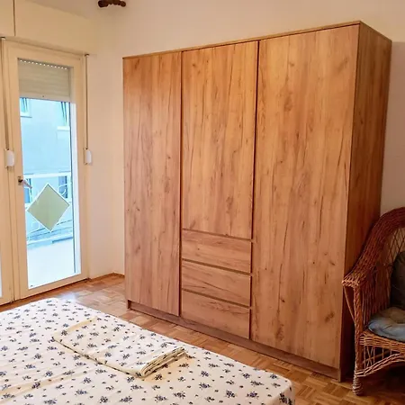 Cozy In Apartment